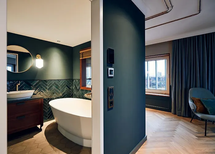 Viva - Ein Haus Brunnen Baut Hotel 3*